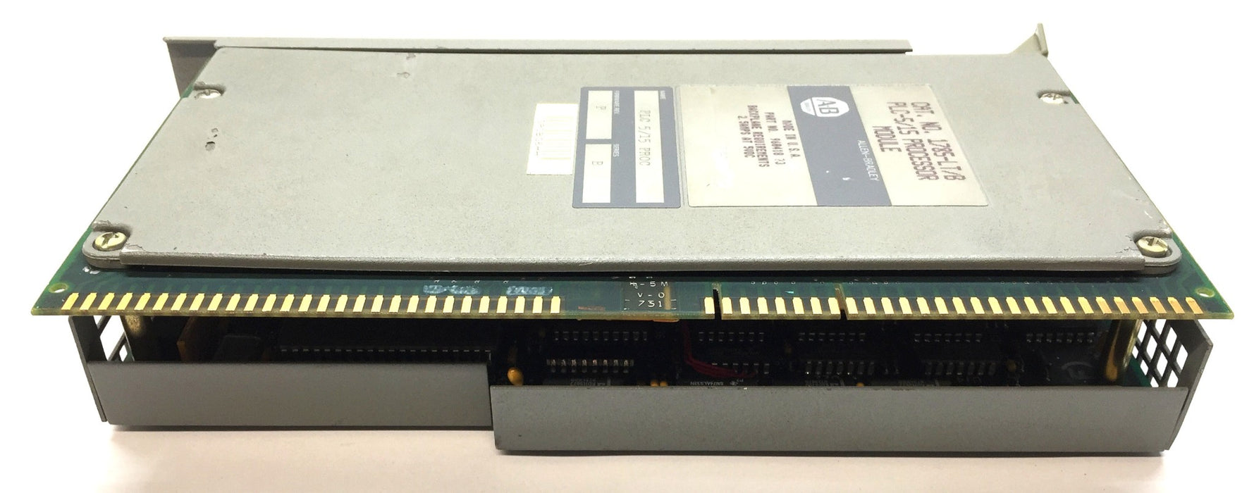Allen-Bradley PLC-5/15 Processor Module 1785-LT/B Firmware Revision.P/Ser.B USED