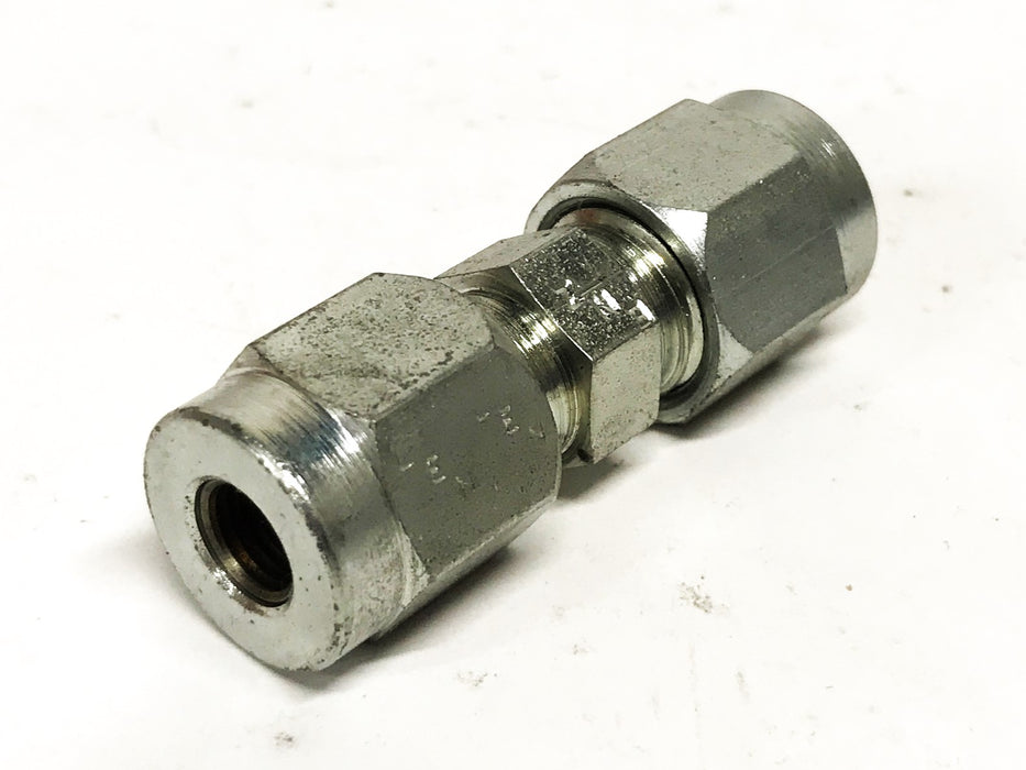 Lenz 1/4 inch Tube Compression Union Coupler [Lot of 5] NOS