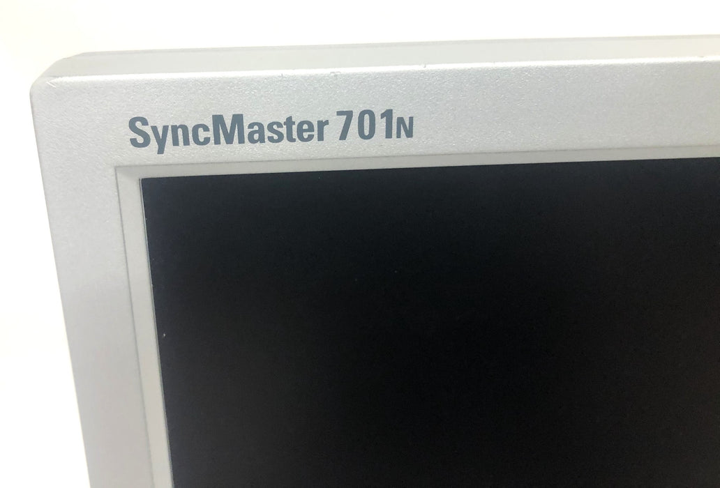Samsung SyncMaster 17 Inch Monitor 701N USED