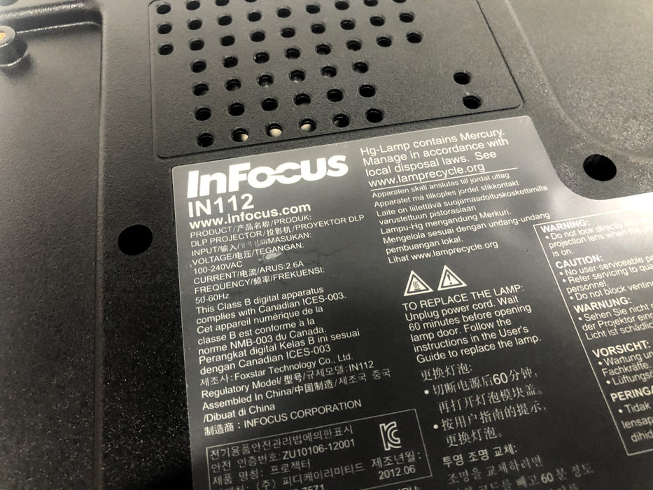 InFocus DLP Projector IN112 No Power Cord USED