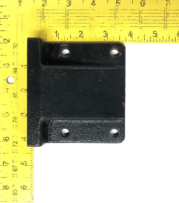 Unbranded F-32 3-3/4X4 Inch Reducer Bracket 907446-RC (907445) NOS