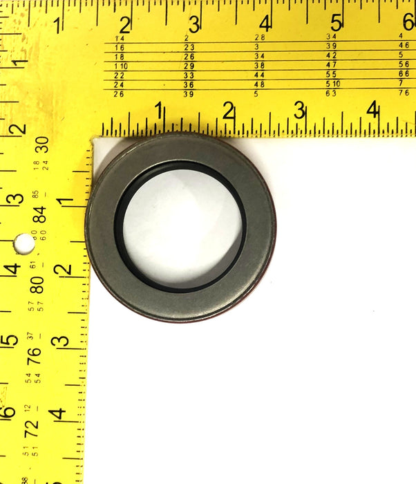 National Oil Seal 450068 [Lot of 2] NOS