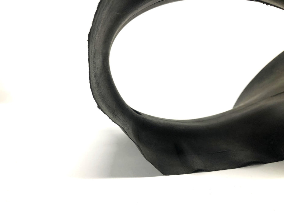 Unbranded Radial Flap With On Center Valve Placement 480/650-10 NOS