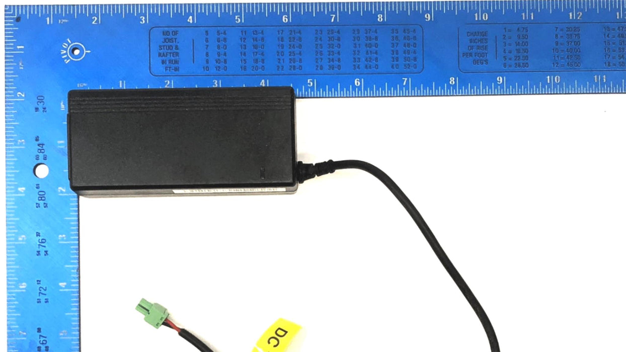Channel Well Technology AC Adapter KPL-040F-VI [Lot of 2] USED