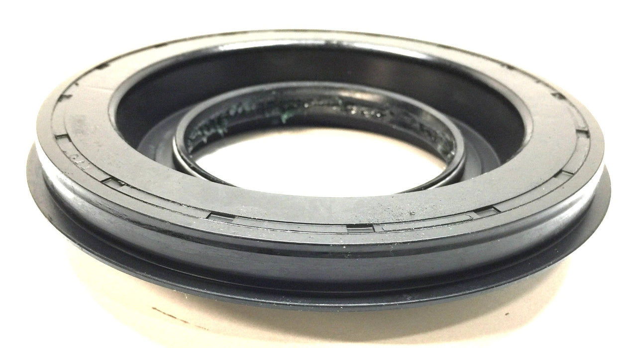 International Truck and Engine Pinion Seal 1651281C91 [Lot of 3] NOS