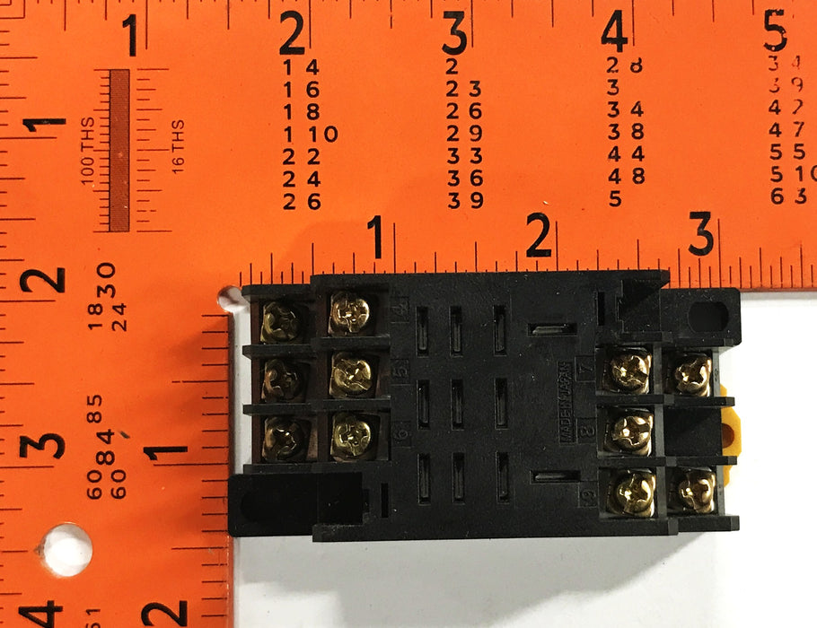 Allen-Bradley 11-Blade Relay Socket 700-HN138 [Lot of 7] NOS