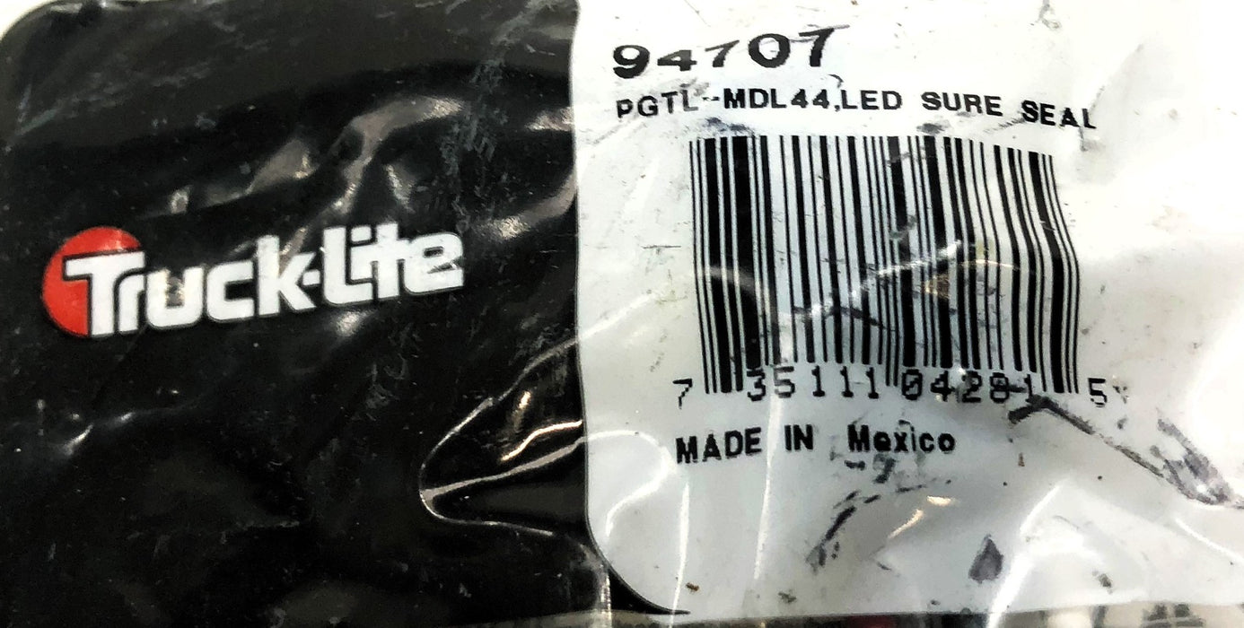 Truck-Lite Stop/Turn/Tail Light 94707 [Lot of 5] NOS