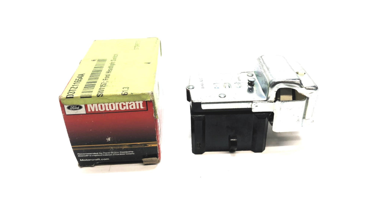 Motorcraft Ford Headlight Switch SW-1157 (D3TZ-11654-A) NOS