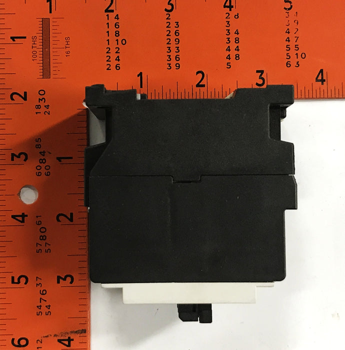 Siemens Contactor 3TF30 10-0AP6 NOS