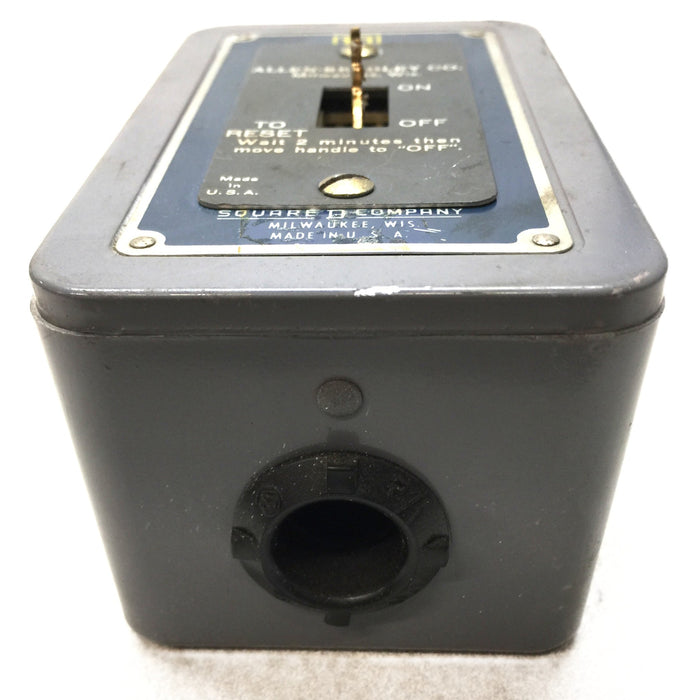 SquareD/AB 115-230V 2-Pole Starter Enclosure 2510AG2 (Missing Switch) USED