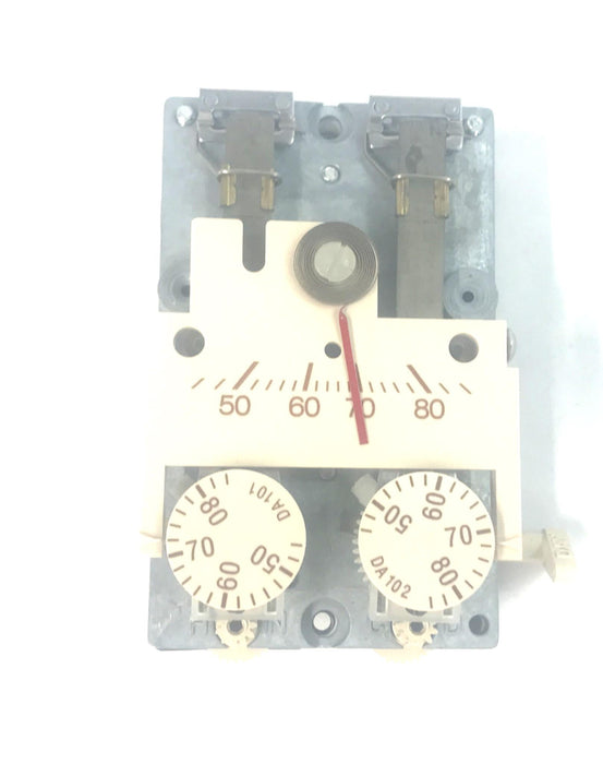 Siemens Pneumatic Room Thermostat and Wallplate 192-204 NOS