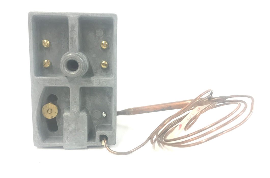 Siemens Temperature Transmitter 0-100 F 184-0036 NOS