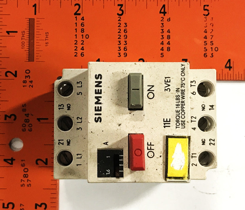 Siemens Protector Circuit Breaker 3VE1010-2G NOS