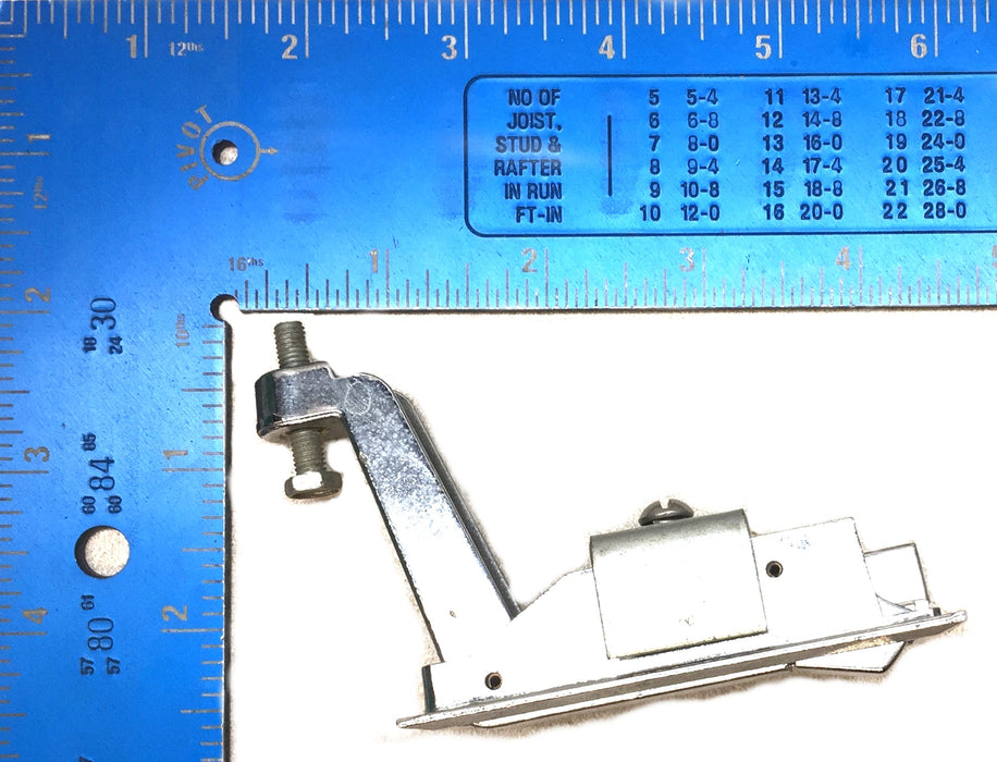 Southco Raised Trigger Compression Latch HTL83 (39133954) NOS