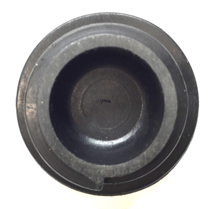 Freightliner Engine Oil Cap 3914136 (3901895) NOS