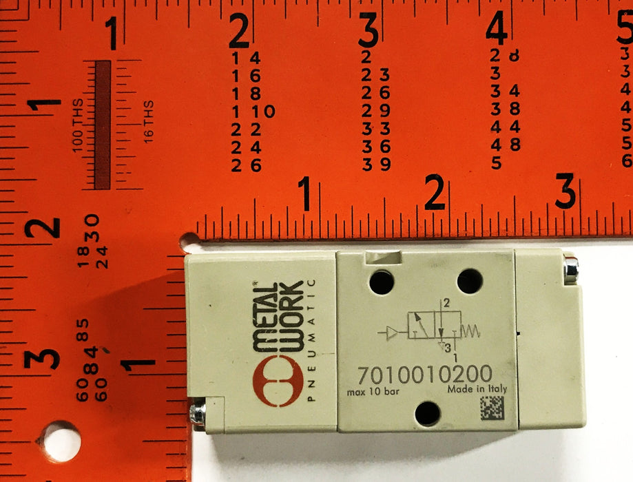 Metal Work Pneumatic Control Valve 7010010200 NOS