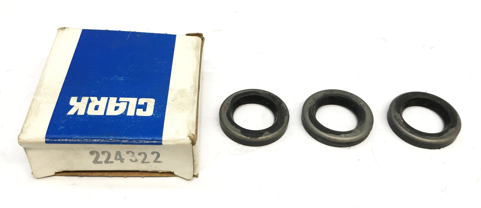 Clark Forklift Oil Seal 224322 [Lot of 3] NOS