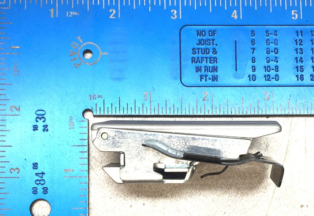 Unbranded Horizontal Door Latch 1517A55 [Lot of 2] NOS