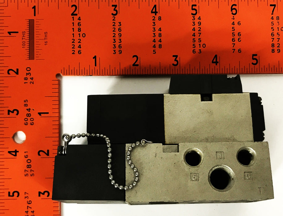 SMC Solenoid Valve with Base NVFS2100-3FZ/T113701 USED