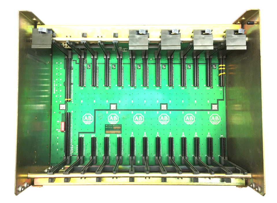 Allen-Bradley 12-Slot Card Chassis 1771-A3B (960203) USED