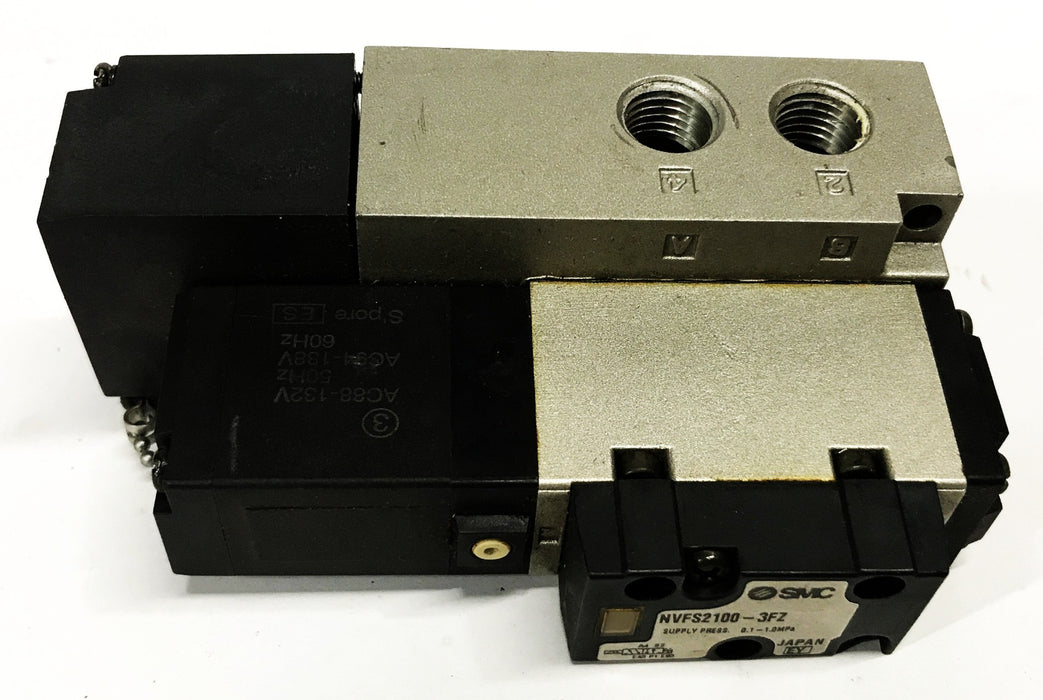 SMC Solenoid Valve with Base NVFS2100-3FZ/T113701 USED