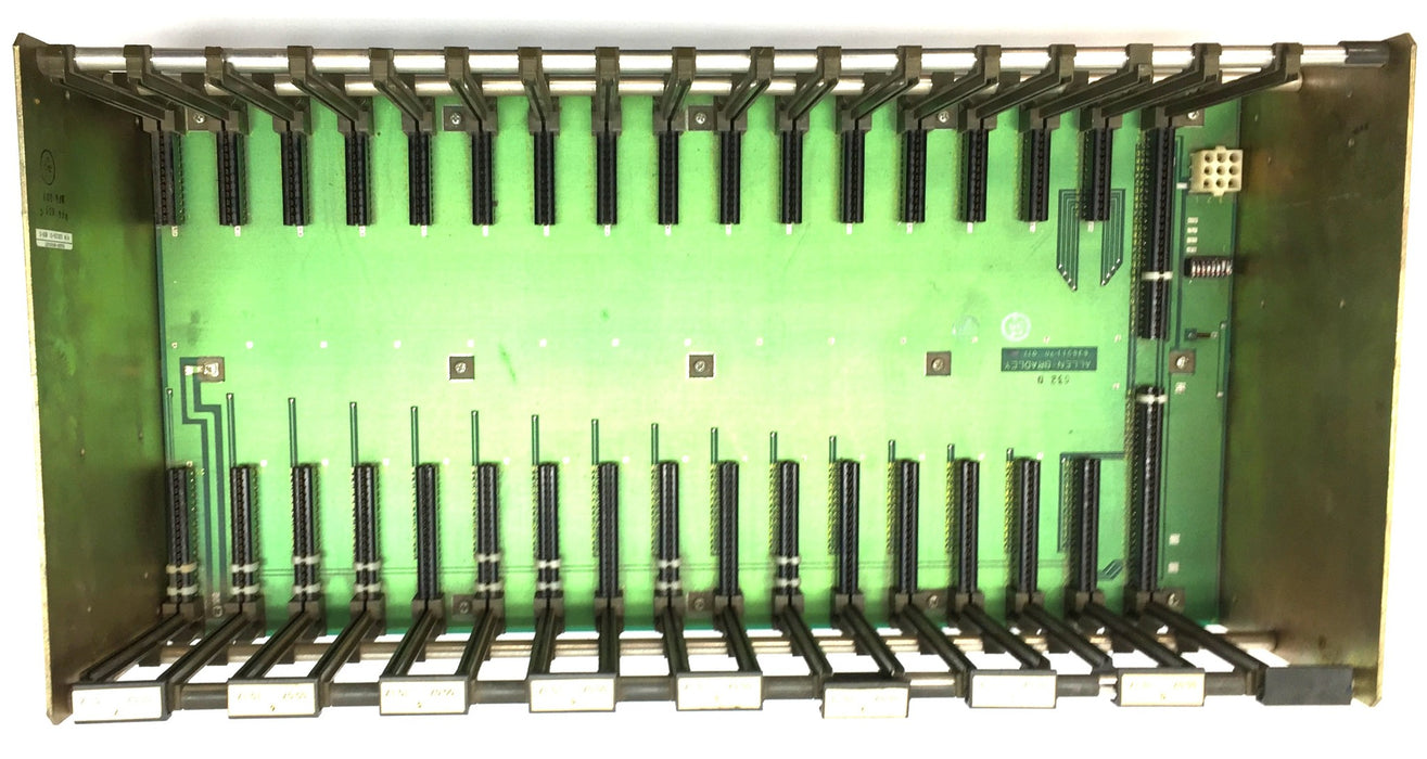 Allen-Bradley 16-Slot Card Chassis w/Backplane PCB 1771-AD (636011) USED