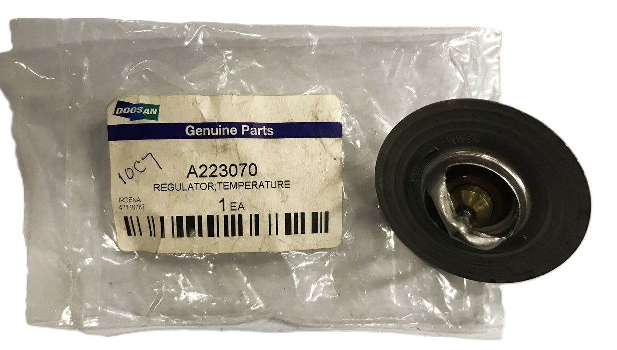 Doosan Forklift Thermostat A223070 [Lot of 2] NOS
