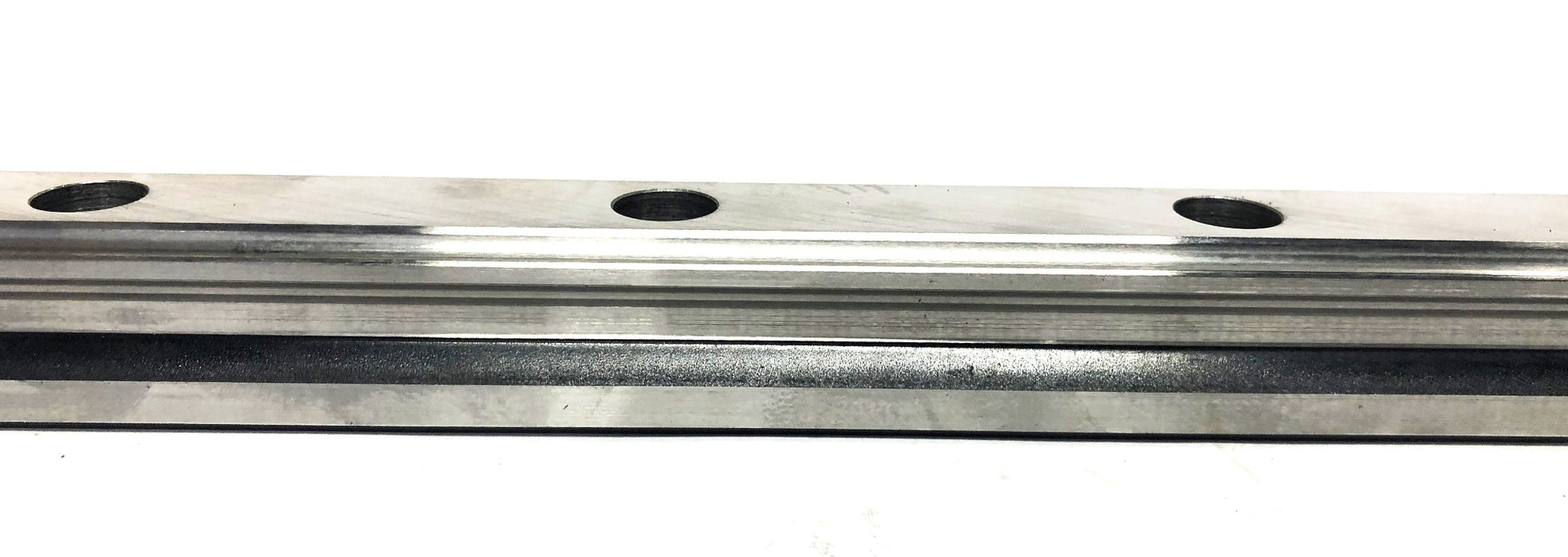 THK Y7H05 25-1/8 Inch Linear Rail HSR25-640L (GK) NOS
