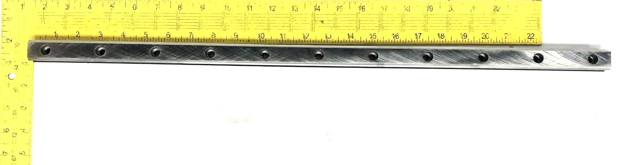 THK Y7H05 25-1/8 Inch Linear Rail HSR25-640L (GK) NOS