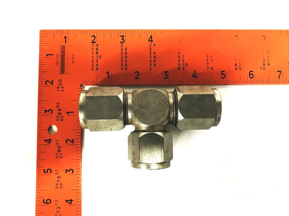 Unbranded 3/4 inch x 1/2 inch x 1/2 inch Union Reducer Tee NOS