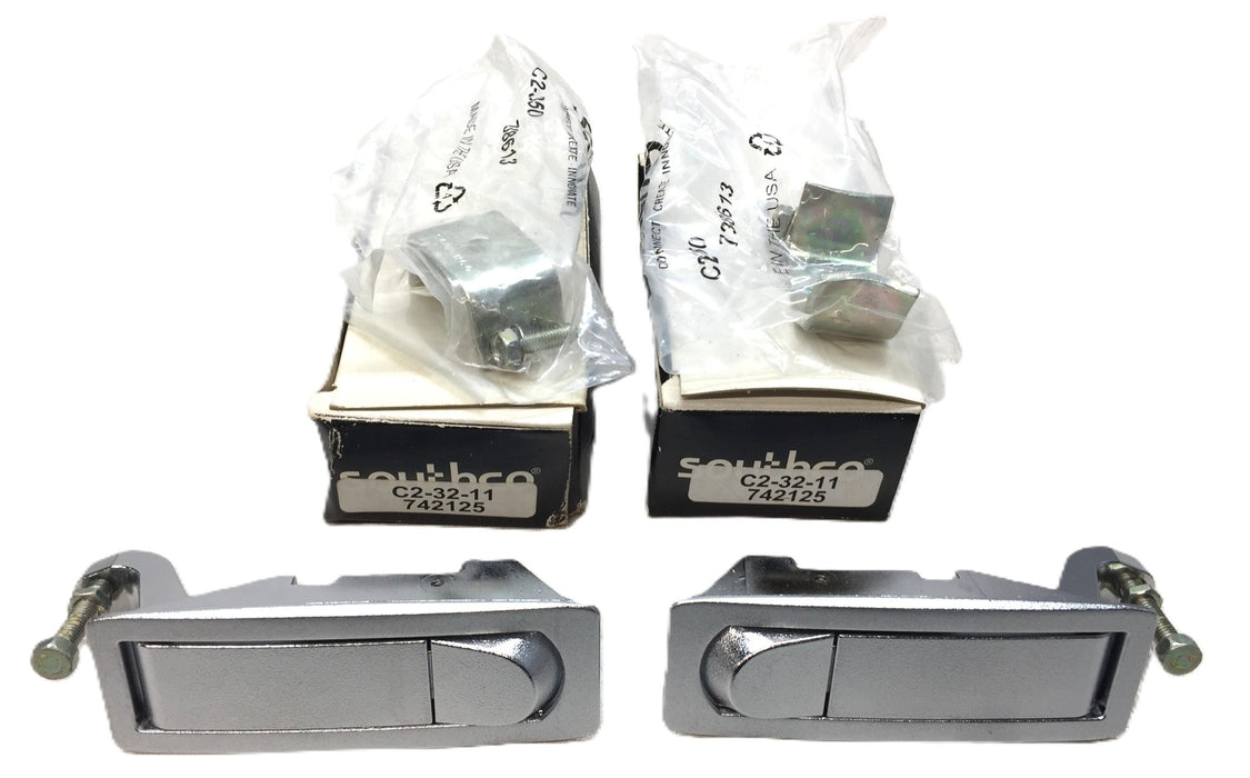 Southco Textured Non-Locking Latch with Hardware C2-32-11 (742125)[Lot of 2] NOS