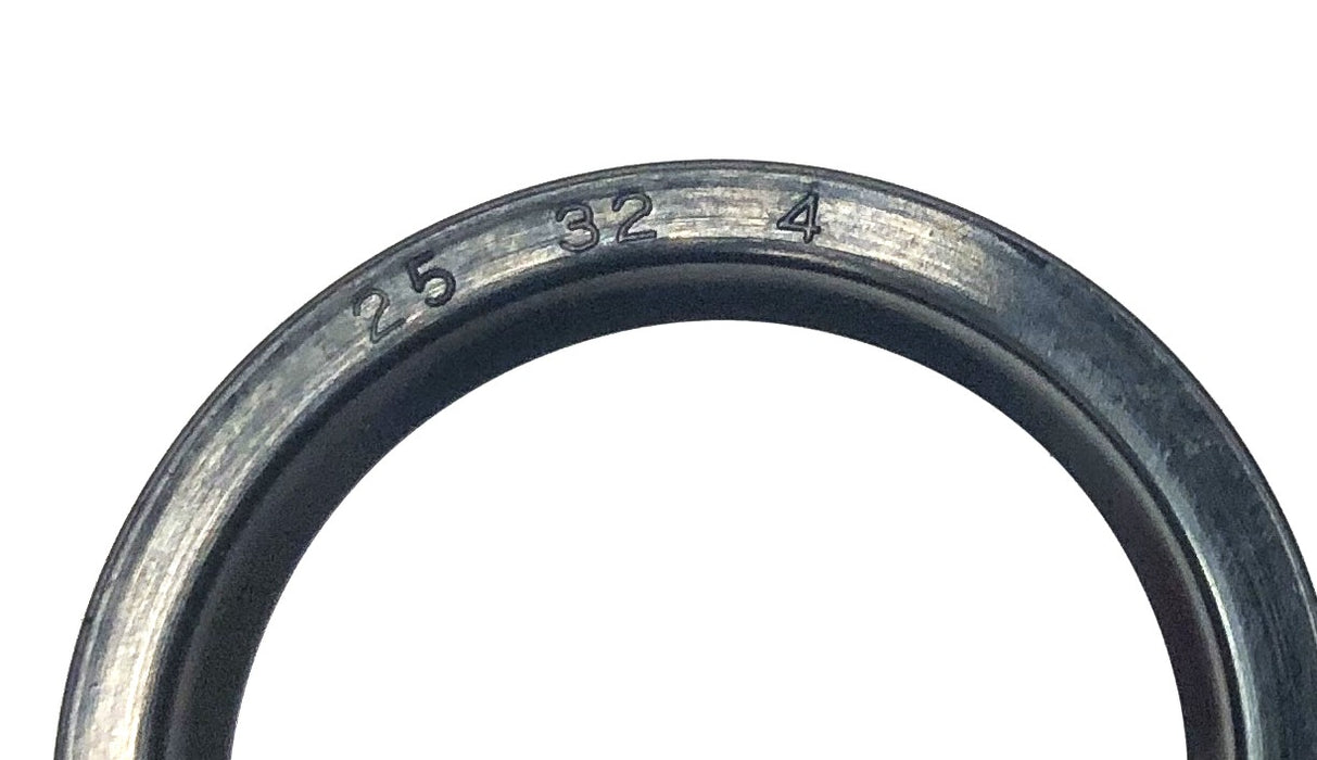 Unbranded Oil Seal 25 32 4 [Lot of 3] NOS