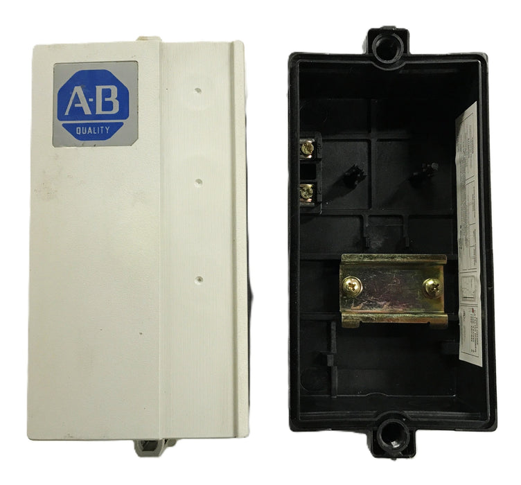 Allen-Bradley IEC Starter Enclosure Box 198E-AAC845 NOS