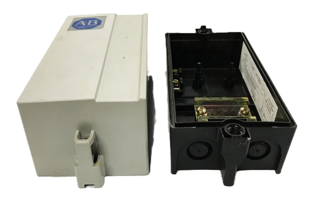Allen-Bradley IEC Starter Enclosure Box 198E-AAC845 NOS