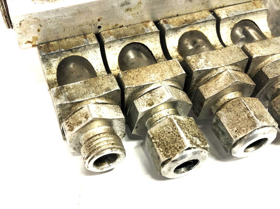 Lube Devices Hydraulic Oil Injector Assembly USED