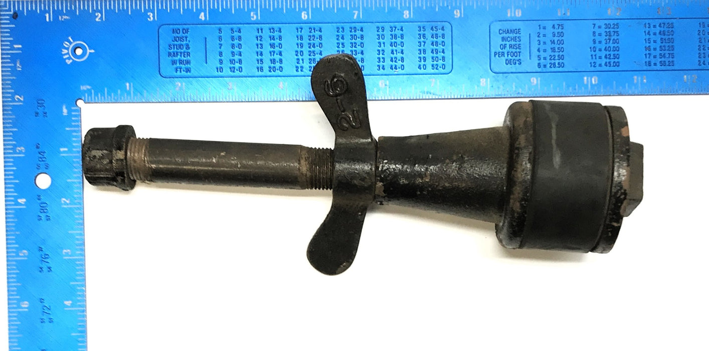 Unbranded 5/8" Bore 2.718" Diameter Face Wingnut Mechanical Pipe Plug 2-6 USED