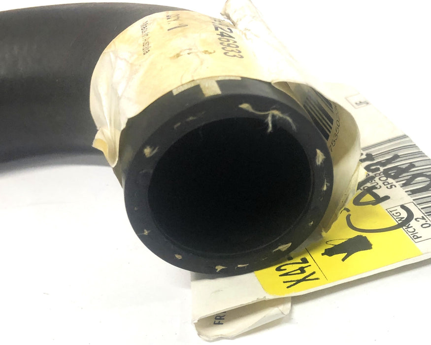 GM Radiator Inlet Hose 92246933 NOS