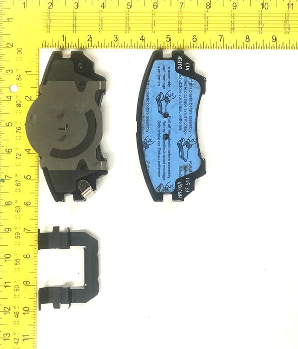 AC Delco Front Brake Pad Set 1711083 (92257988) NOS