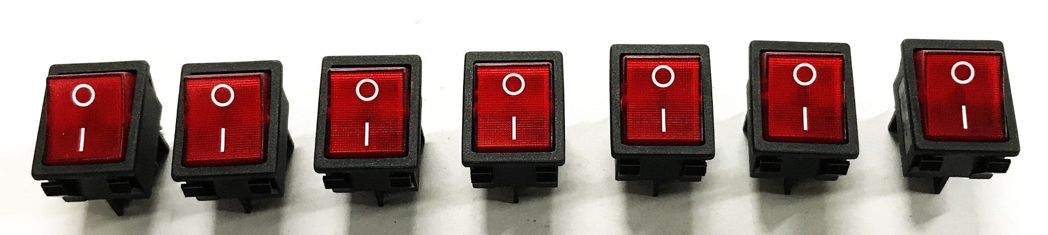 E-Switch Snap-in Rocker Switch R5BBLKREDFF2 [Lot of 7] NOS