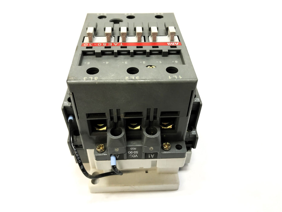 Allen-Bradley Industrial Contactor TAE50-30 NOS