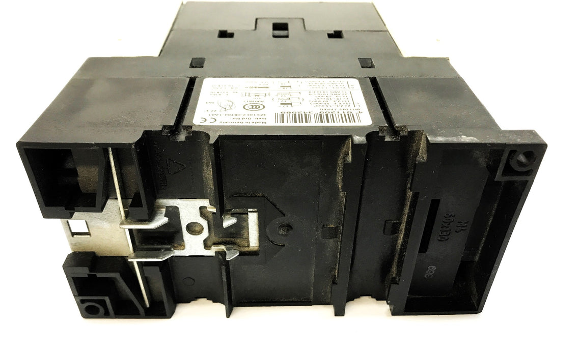 Siemens Contactor 3RT1045-1AK60 USED