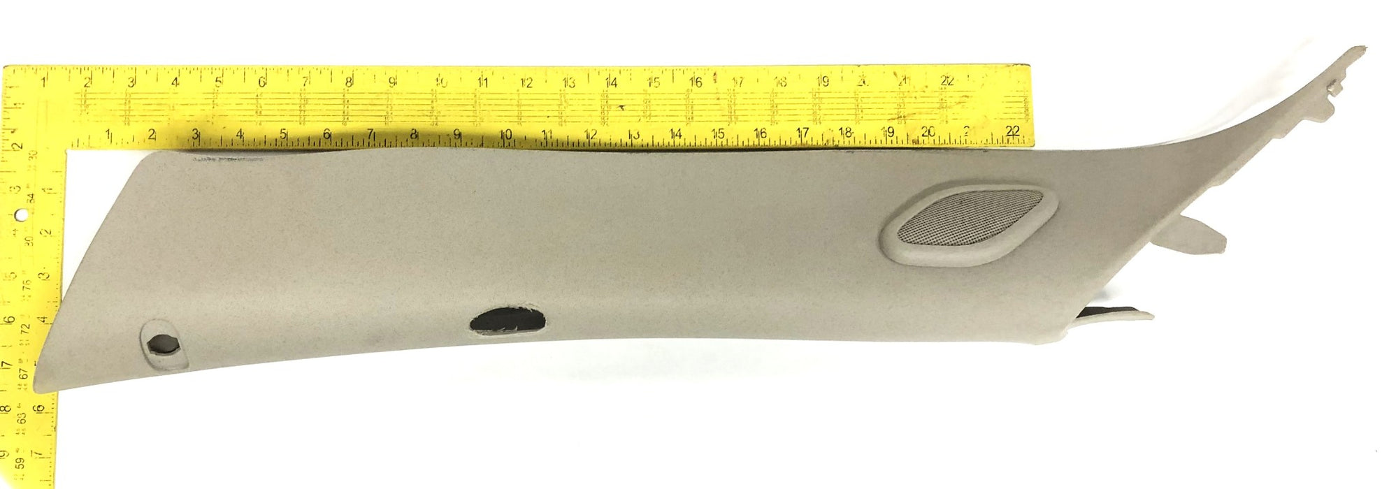 GM LH Windshield Pillar Trim Missing Hardware 20822496 NOS