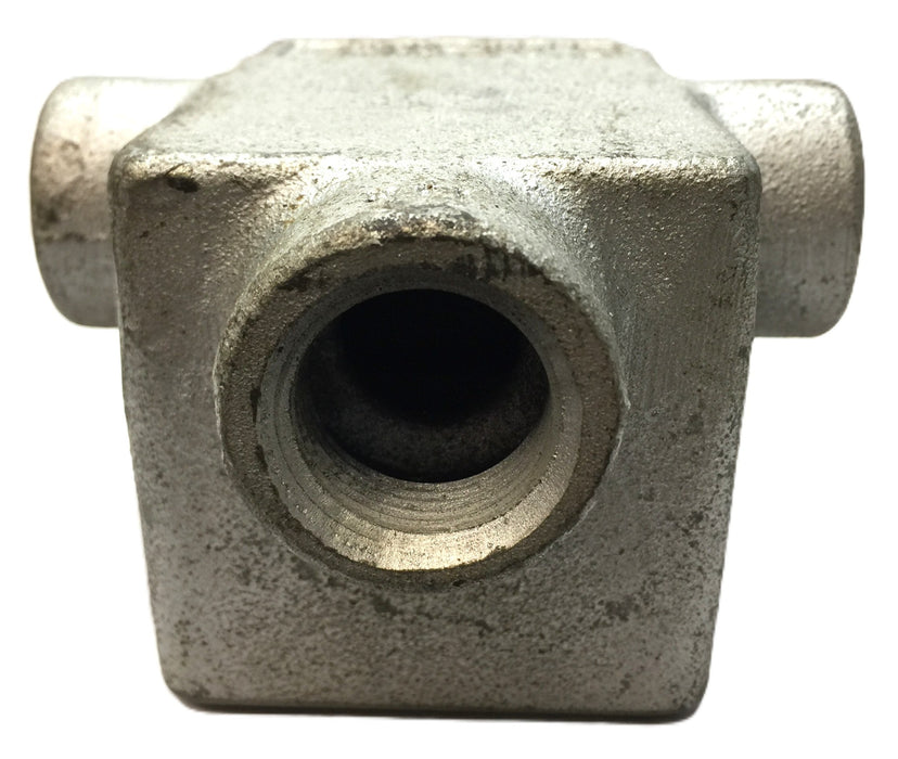 Crouse-Hinds Malleable Cast Iron 3/4" FDT 2 Conduit Box USED