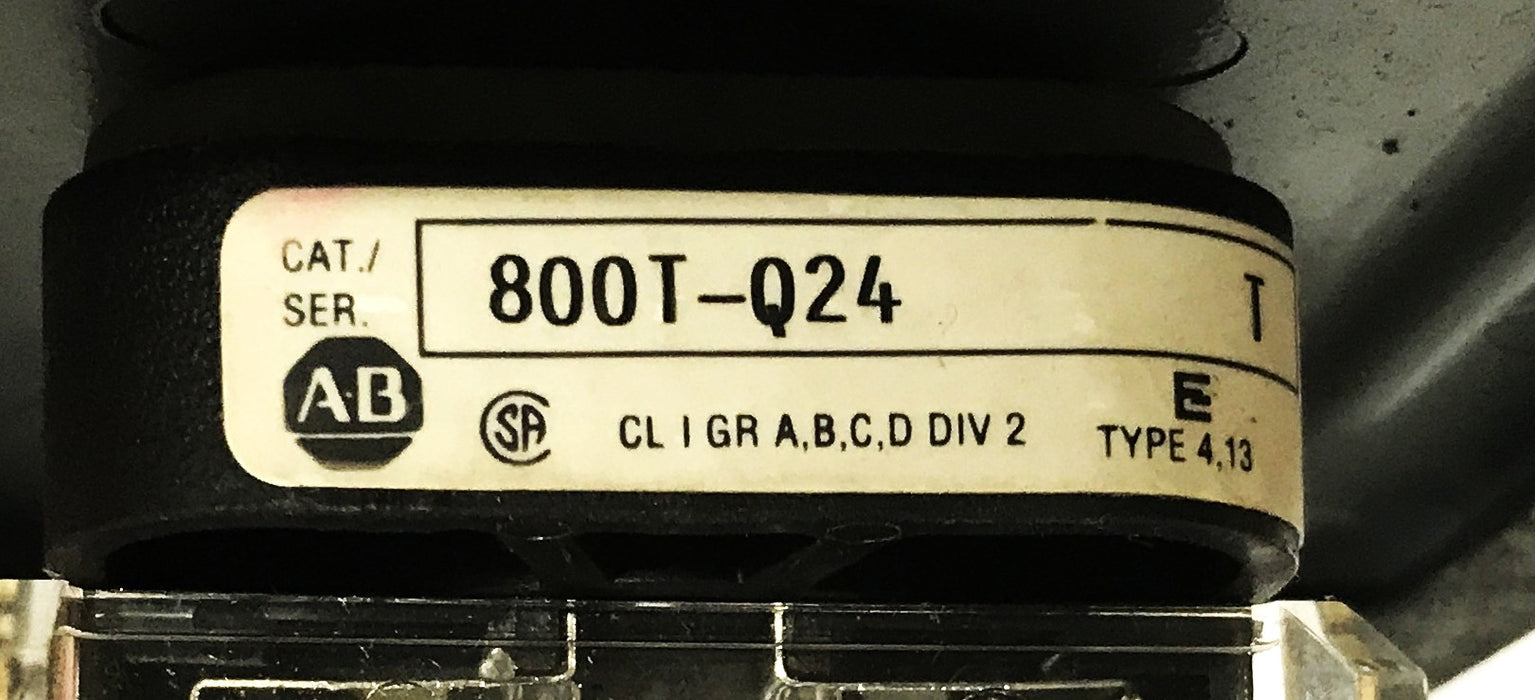 Allen-Bradley Enclosure with Red Pilot Light Assembly 800T-1ZT/800T-Q24 USED