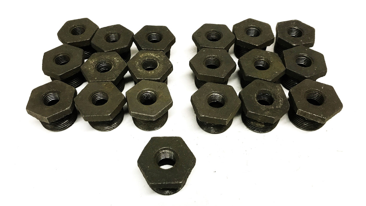 Unbranded 3/4 inch Male x 1/4 inch Female Black Iron Bushing [Lot of 19] NOS