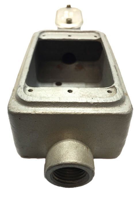 Appleton 1/2" Malleable Cast Iron Unilet Conduit Body Assembly Type FSC USED