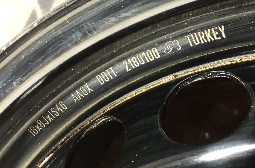 GM 18x8 Inch Wheel Assembly 92246104 NOS