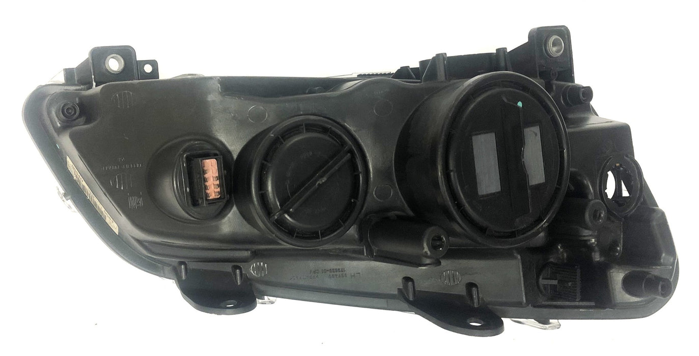 GM Driver Side Headlamp Assembly Missing Bulb 92245554 (5554U) NOS