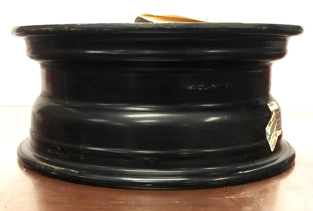 GM 16x6.5 Inch Wheel Assembly 09592306 NOS