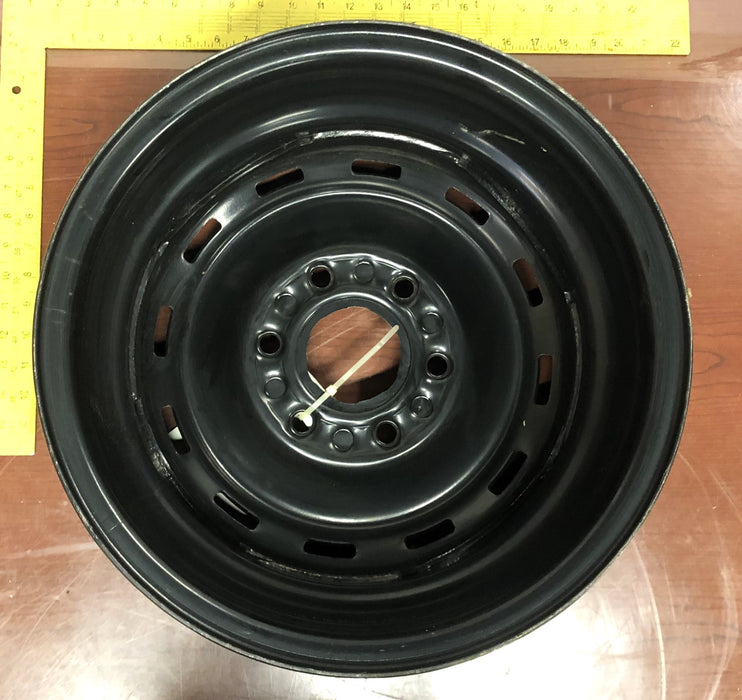 GM 16x6.5 Inch Wheel Assembly 09592306 NOS